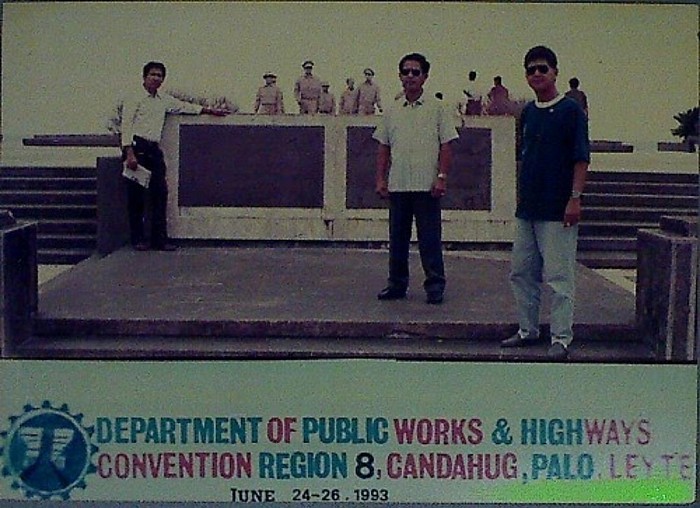 Attended PICE midyear national convention dpwh, palo leyte. Photo at MacArthur landing Site national Memorial Park, 1993